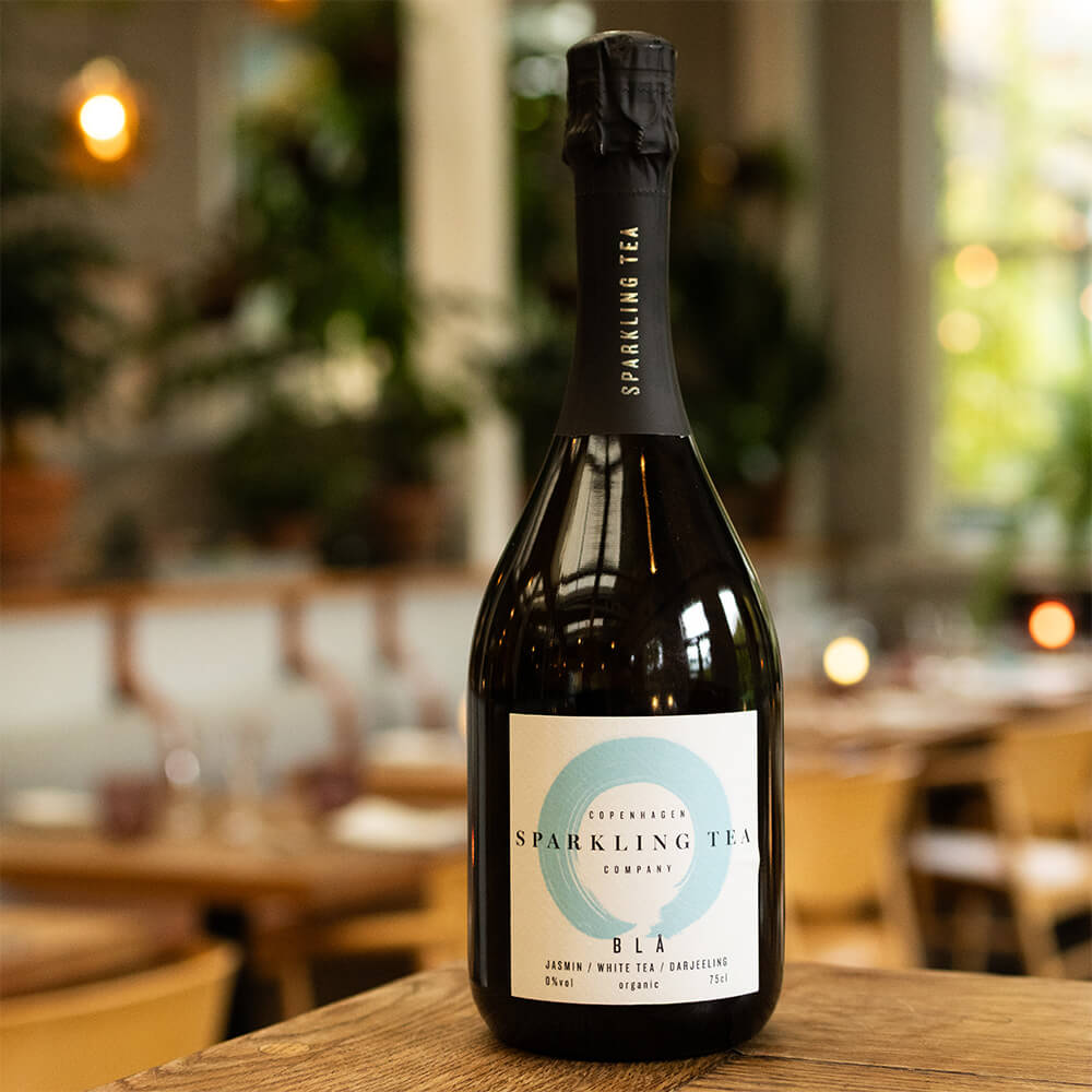 <p style="font-family: 'Lato', sans-serif; margin: 0; color: #000;">   <span style="font-style: italic; font-size: 16px; font-weight: 400;">LOCA Mål nr. 15</span><br>   <span style="font-weight: 700; font-size: 20px;">MADSPILD</span> </p>