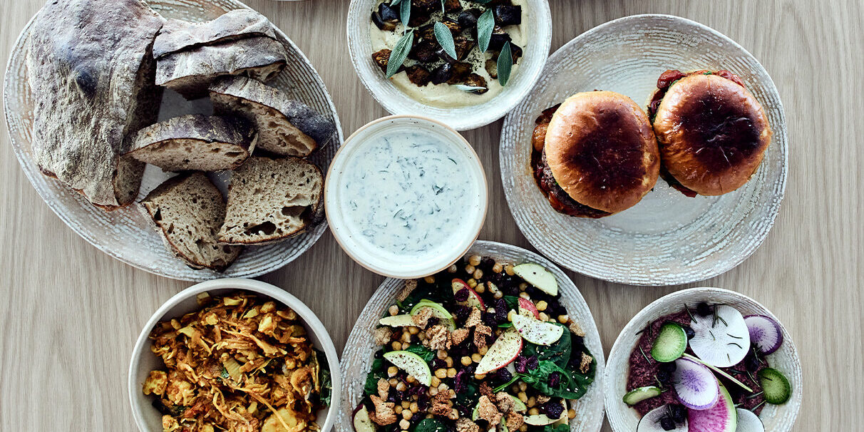 Menu med kød hos LOCA Kantiner